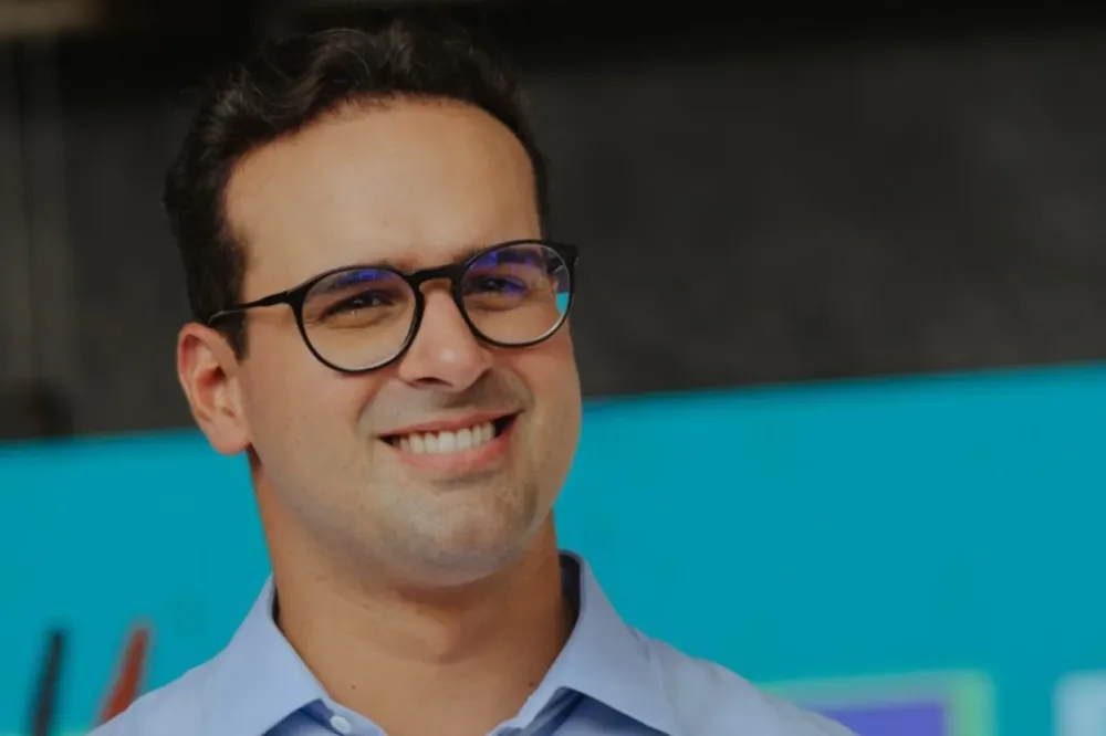 Lucas Ribeiro é matematicamente reeleito governador da Paraíba e consolida força de centro-direita