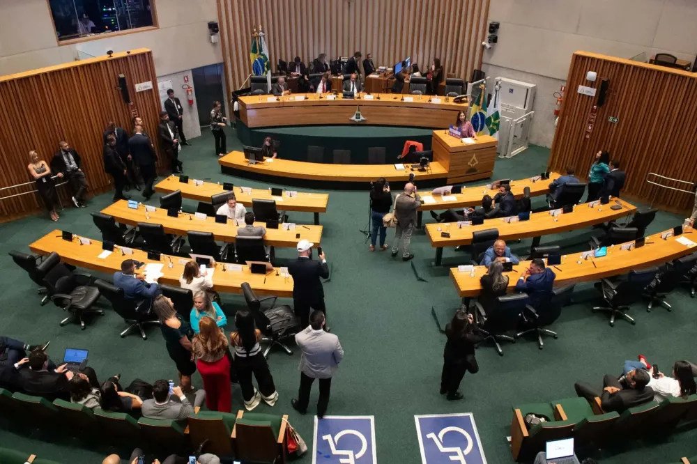 Partido liberal garante maior bancada na Câmara do DF com vitória conservadora