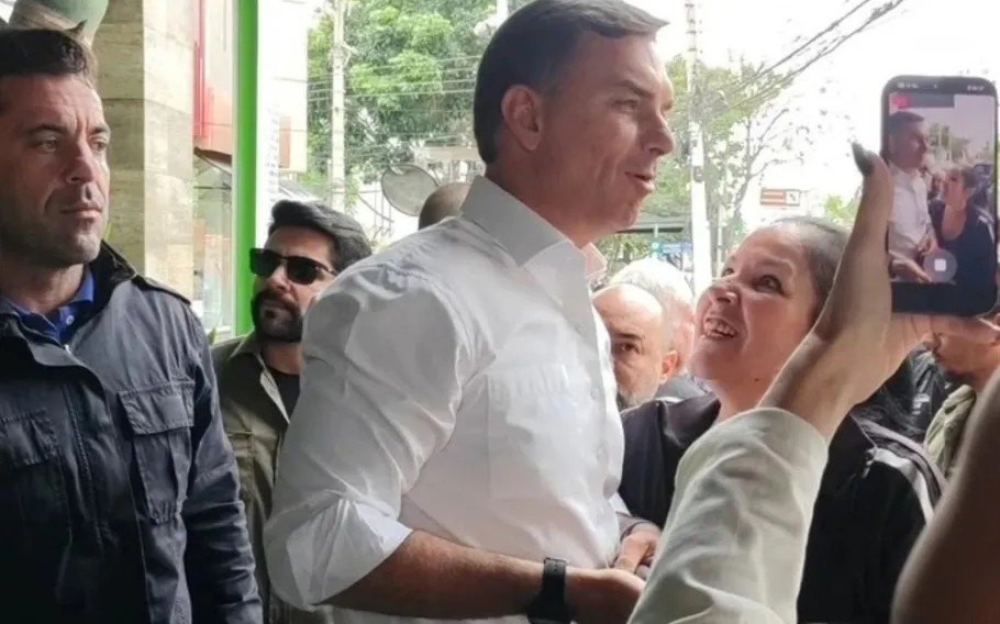 Flávio avança no Grande ABC e sinaliza desgaste de Lula apesar da vitória petista