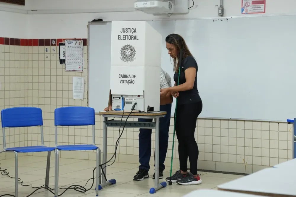 Eleitores enfrentam barreiras de acessibilidade em Campinas durante eleições