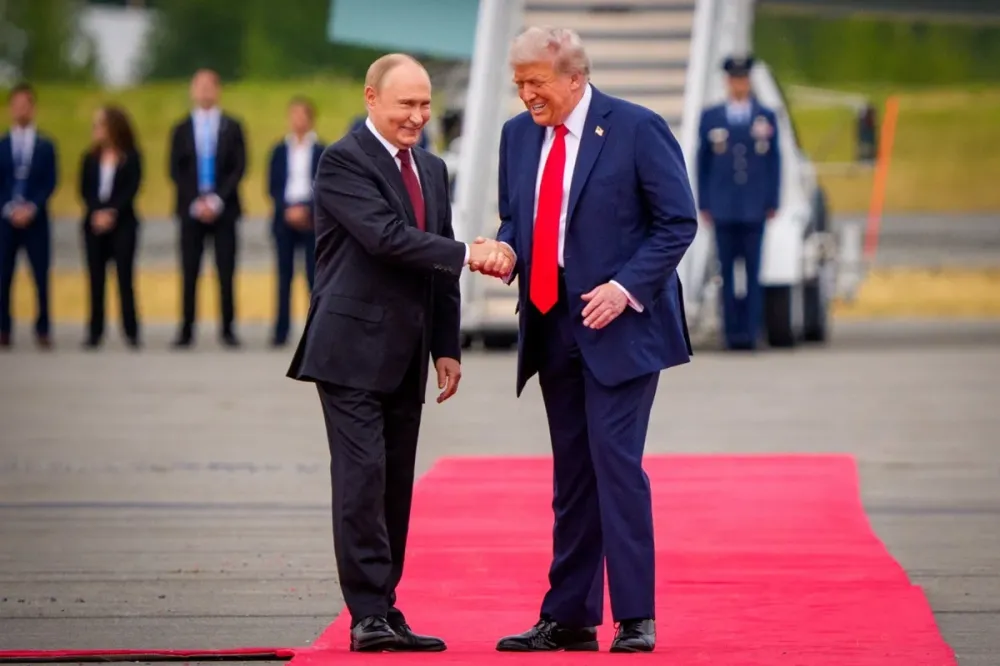 EUA dispara alerta máximo para que americanos abandonem a Rússia após suspeita de peste