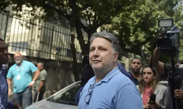 TSE mantém votos de Garotinho e pode mudar resultado no Rio