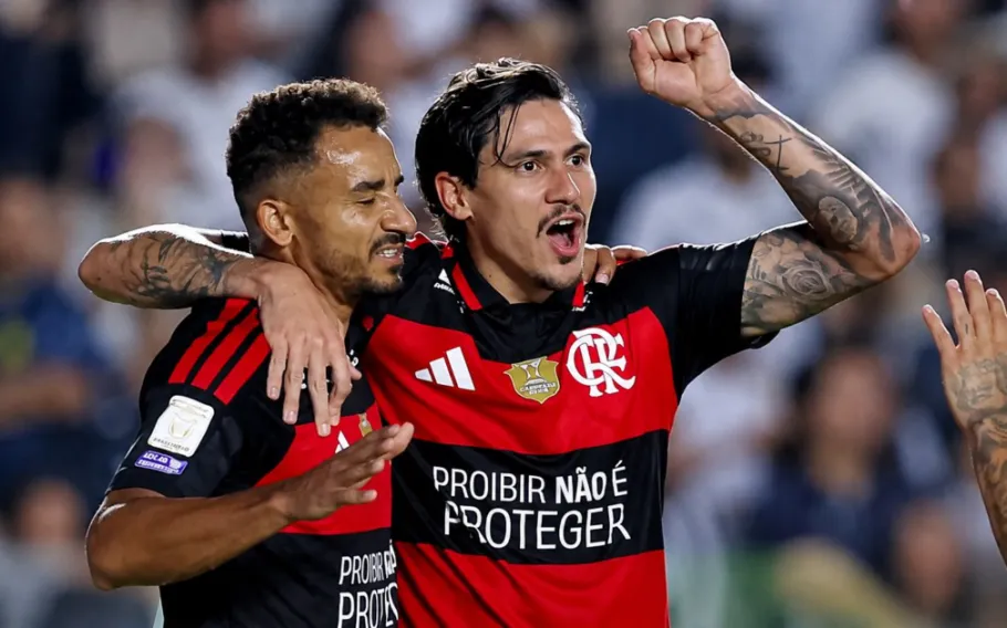 Torcedores do Flamengo xingam Lula no Maracanã