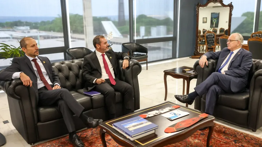 Presidente do STF solicita agilidade da Polícia Federal na conclusão de inquérito sobre fake news