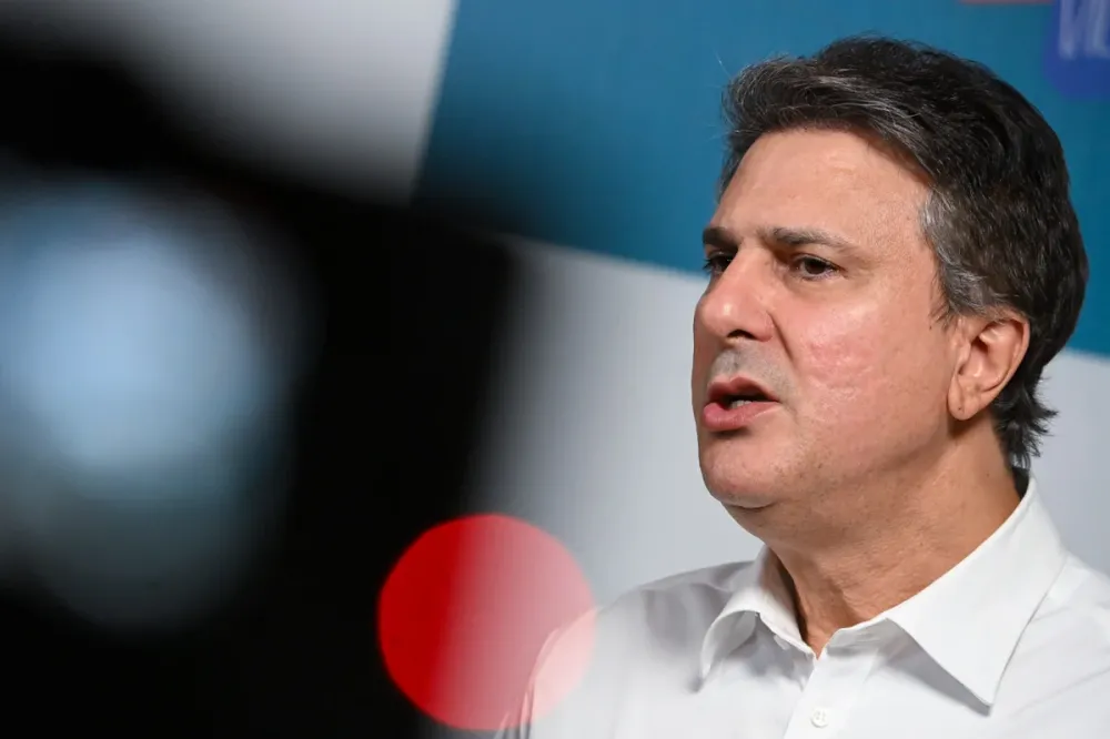 Camilo Santana afirma ter informado Lula sobre emenda à maioridade penal