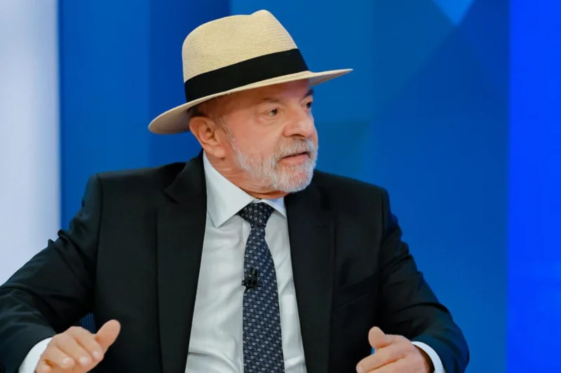 Lula atribui pressões contra Alexandre de Moraes à prisão de Jair Bolsonaro