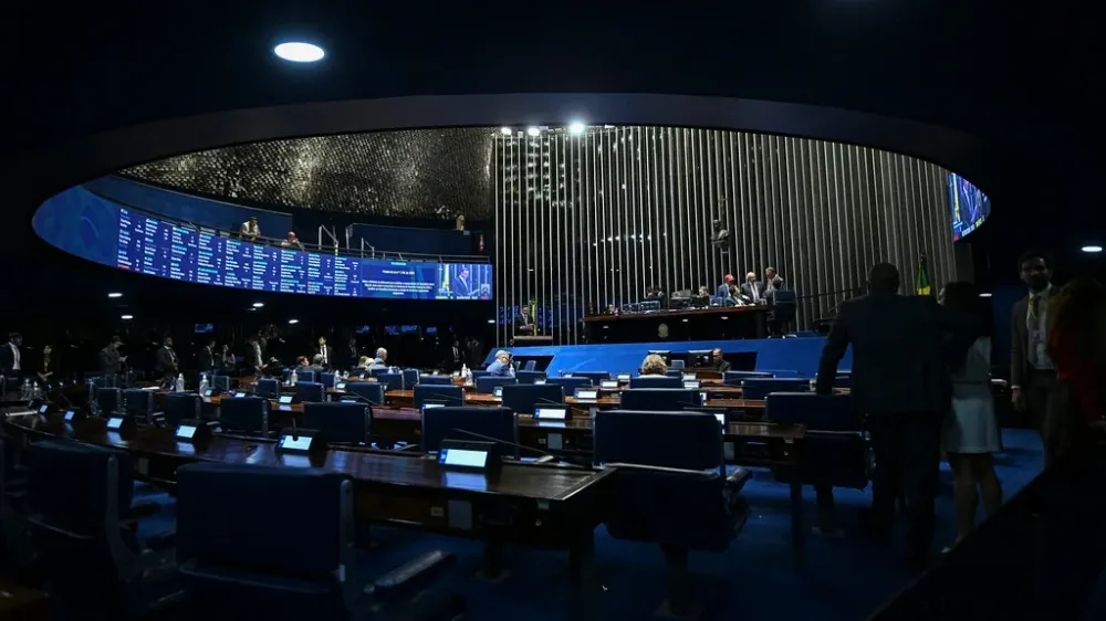 Congresso prorroga medidas provisórias para exportadores e setor de combustíveis