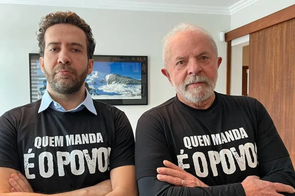 Lula publica vídeo com mensagem para o deputado André Janones durante internação do parlamentar