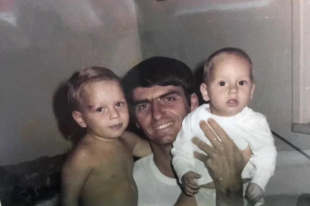 Famílias de Jair Bolsonaro e Luiz Inácio Lula da Silva possuem cinco filhos cada