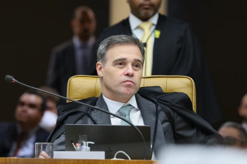 Ministro André Mendonça solicita definição sobre relatoria de processos do Banco Master e fraudes no INSS