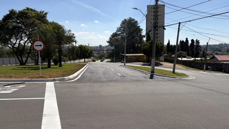 Prefeitura de Valinhos conclui obras na Avenida Orozimbo Maia em frente ao DAEV