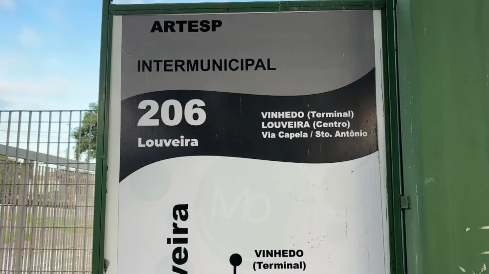 Artesp apreende ônibus da linha 206 entre Vinhedo e Louveira por irregularidades