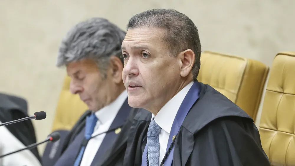 Ministros do STF articulam revisão criminal de Jair Bolsonaro para evitar conflitos institucionais