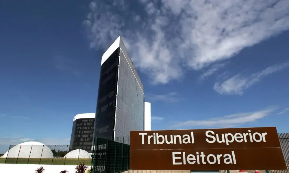 TSE determina que Meta e X esclareçam distribuição de conteúdos em 24 horas