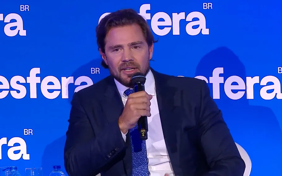 Investigação aponta uso de instituição nas Bahamas por Daniel Vorcaro para movimentar recursos no exterior