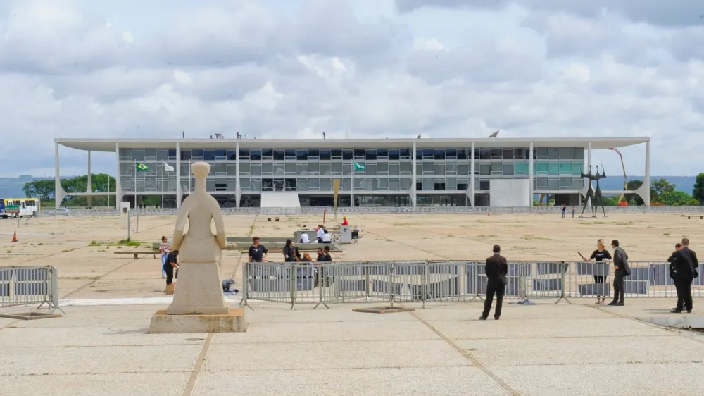 Frente Nacional de Prefeitas e Prefeitos organiza evento para encontro com o presidente eleito
