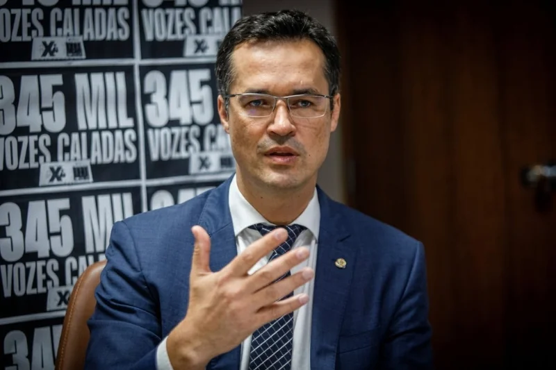 Deltan Dallagnol questiona decisão de ministro do STF sobre horário de votação em eleições