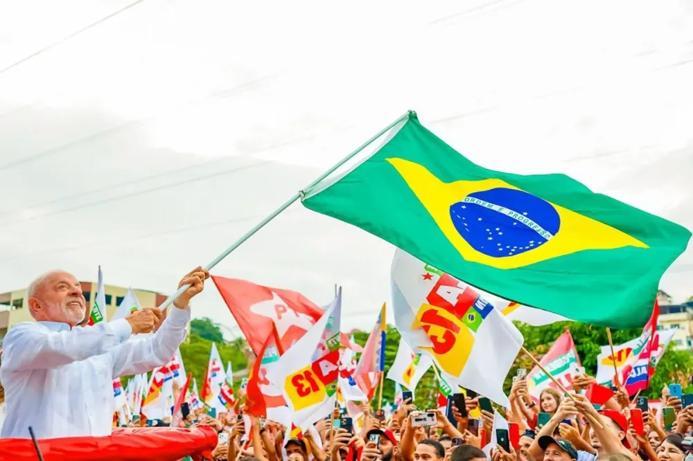 Luiz Inácio Lula da Silva é eleito para o quarto mandato na Presidência da República