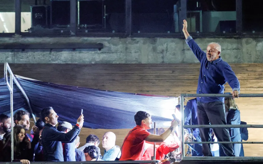 Lula afirma que utilizará canais digitais para comunicação direta com a população