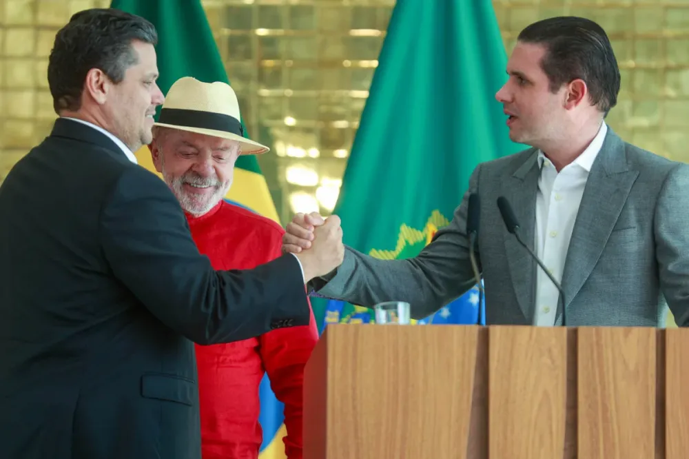 Lula é eleito presidente e enfrenta cenário de oposição no Congresso Nacional