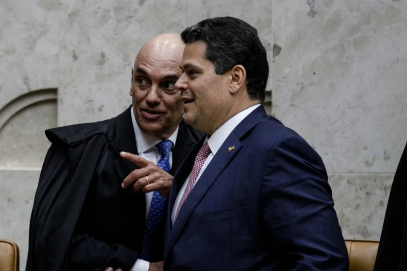 Davi Alcolumbre articula apoio para reeleição no Senado e sinaliza resistência a pedidos de impeachment de ministros do STF