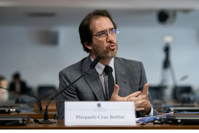 Nome de Pierpaolo Bottini para o Ministério da Justiça gera debates sobre histórico profissional