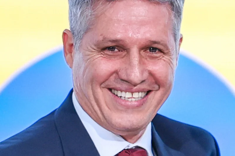 Projeto de lei propõe limitar cobrança de dívidas de crédito ao dobro do valor original