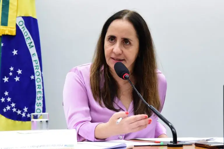 Comissão da Câmara cancela reunião sobre exposição de recursos públicos ao Banco Master