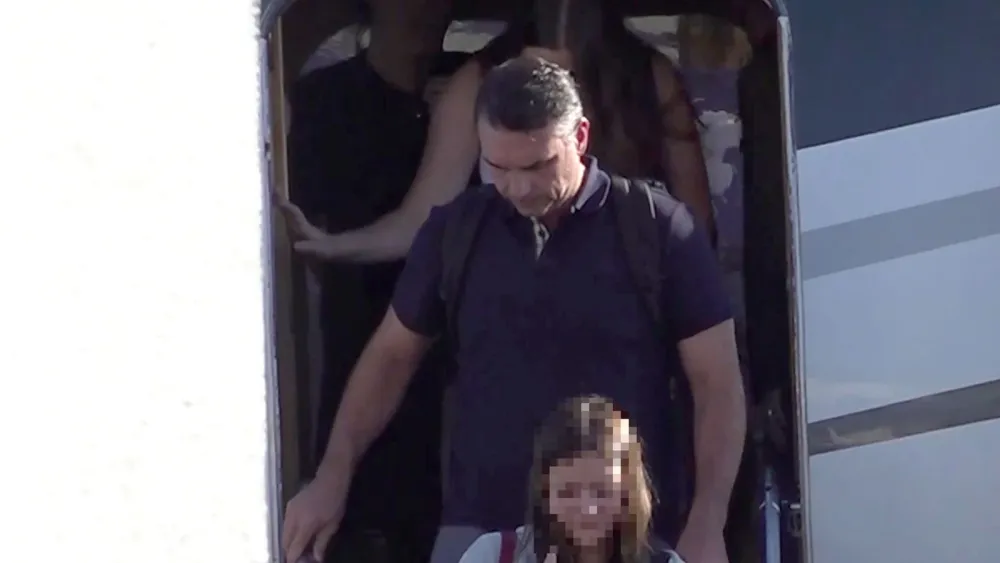 Flávio Bolsonaro apresenta argumentos para pedido de asilo político nos Estados Unidos