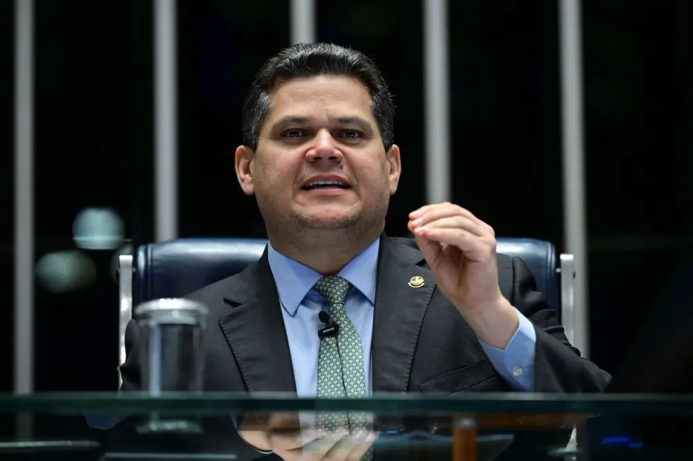 Presidente do Senado marca votação da PEC da Segurança para terça-feira (3)